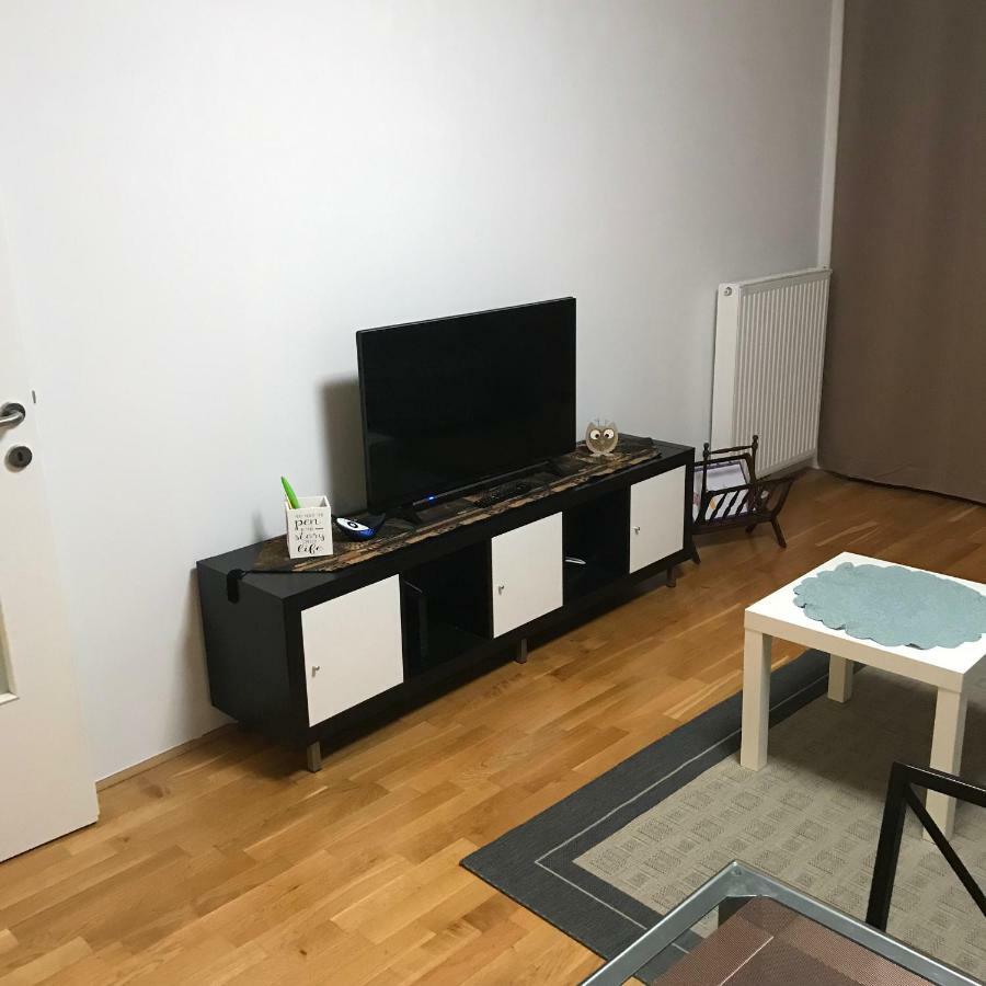 Lg Lovely Apartment Штоккерау Экстерьер фото