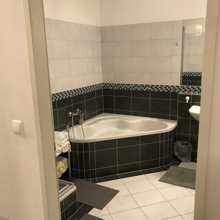 Lg Lovely Apartment Штоккерау Экстерьер фото
